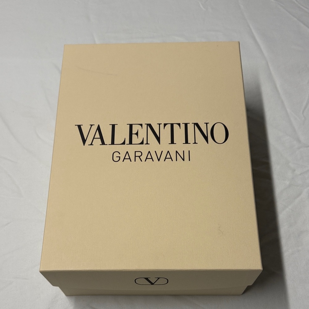 Valentino Cream Logo Gift Box with Black Lettering 9x12x4.5 w 2 dust covers